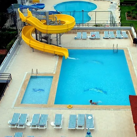 Emir Fosse Алания